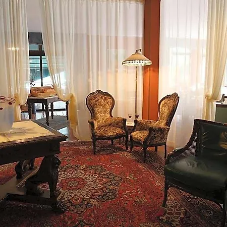 San Carlo 4*