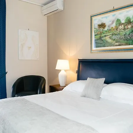 호텔 San Carlo 코르테밀리아